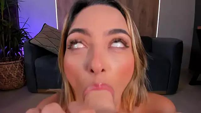 MelissaMoore_ on StripChat 