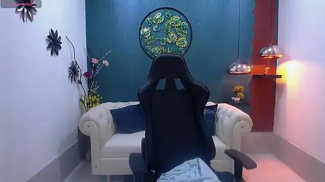 Mia_ynocolucci on StripChat 