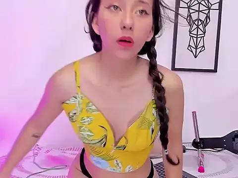 MiaTop on StripChat 