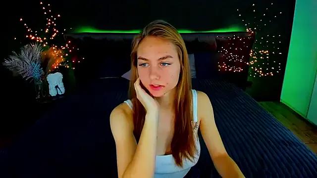 Freechat MilaAddams on StripChat