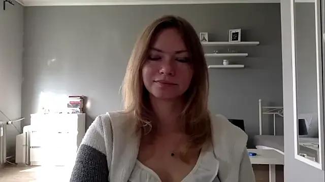 MillieShow on StripChat 