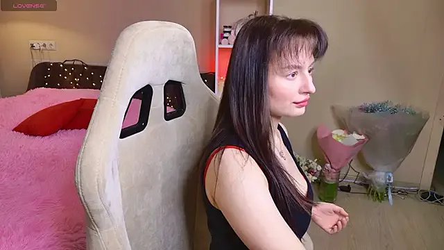 Mirellune — Freechat on StripChat