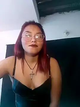 Moon_Nyx on StripChat 