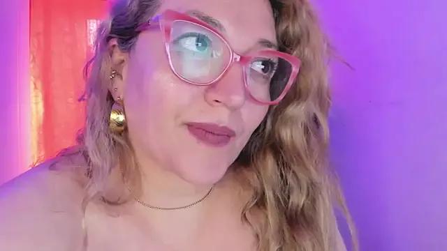 Naty_Mature_ on StripChat 