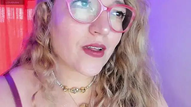 Naty_Mature_ on StripChat 