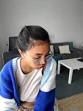NaughtyMe on StripChat 