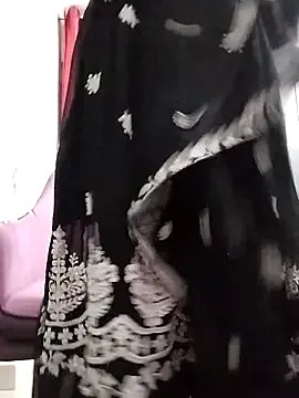 Noor_Darliing from StripChat