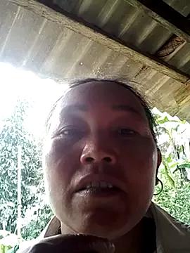 opu49 on StripChat 