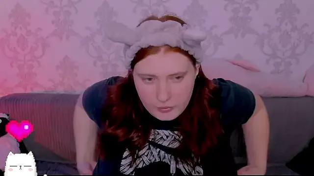 Rosie_Pumpkin on StripChat 