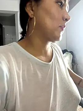 Private Rouse69_ on StripChat