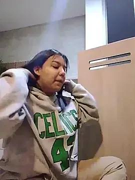 Cute SadieFoster wants you to fuck her body now SadieFoster from StripChat