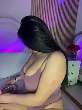 Explore StripChat's Sara__collins__ Sara__collins__ from StripChat
