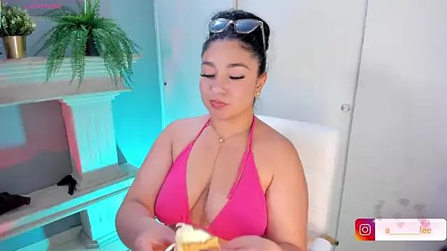 scarlet_miller1 on StripChat 