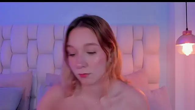 Admire StripChat's Shatall_rouge shatall_rouge from StripChat