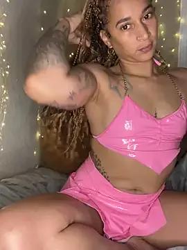 Shuggabutt on StripChat 