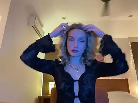 Freechat SirenaBelle on StripChat
