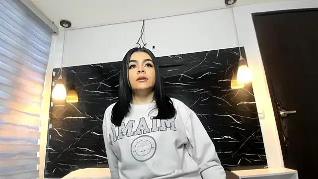 sofyy_honey on StripChat 
