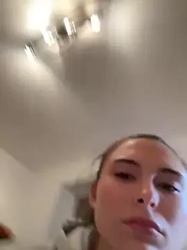 Admire StripChat's SophiiaStarr SophiiaStarr from StripChat