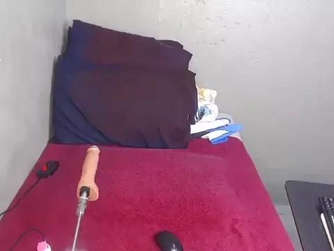 spicybootie on StripChat 