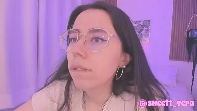 sweet_vera on StripChat 