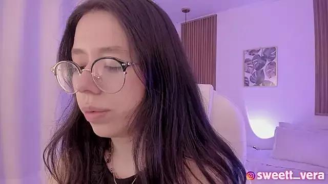 sweet_vera on StripChat 