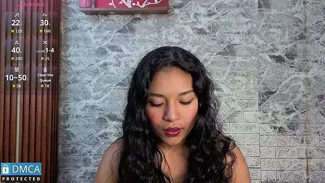 Freechat taylorexotic on StripChat