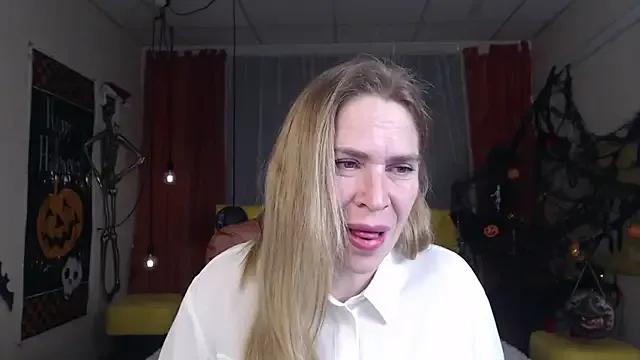 Freechat TessaDaybreak on StripChat