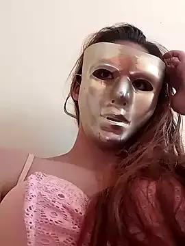 Themaskedgirl21 on StripChat 