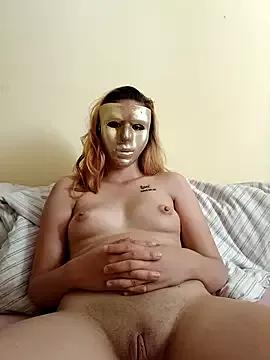 Themaskedgirl21 on StripChat 