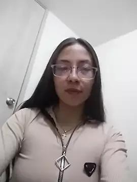 Valeria_Saenz_25 on StripChat 