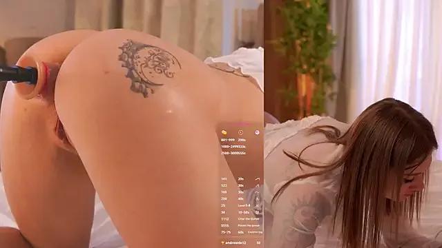 Veliee on StripChat 