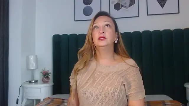 Private VictoriaQueen_Fg on StripChat