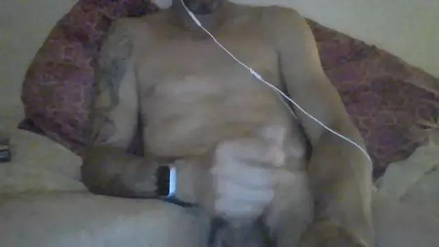 vinzz49 on StripChat 