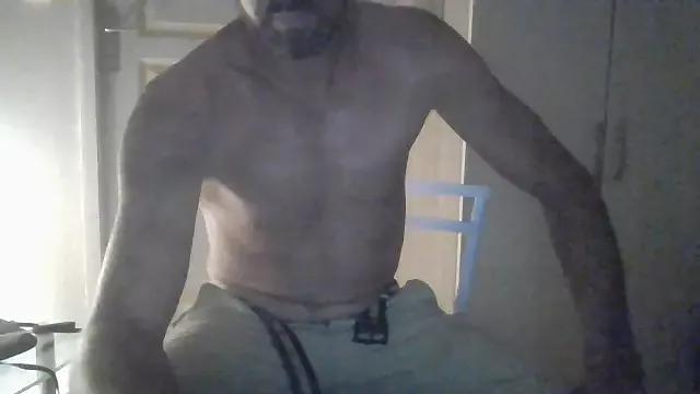 vinzz49 on StripChat 