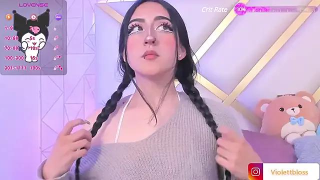 Violettbloss on StripChat 
