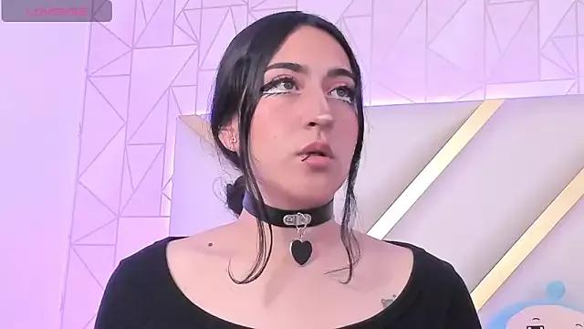 Violettbloss on StripChat 