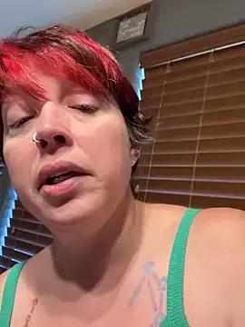 YogaHottie76 on StripChat 